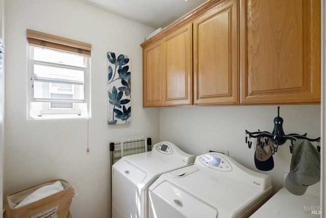 20 Ashland Dr, Novato, CA 94949