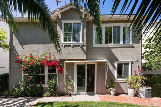 20 Ashland Dr, Novato, CA 94949