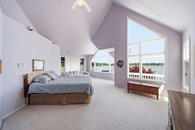 413 Oakwood Avenue, Columbia Twp, MI 49234