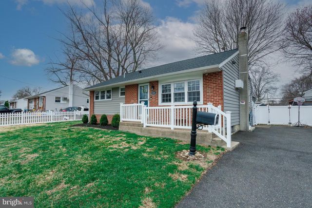 3301 GLENROSE AVE, Bristol, PA 19007