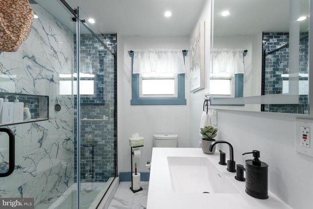 3301 GLENROSE AVE, Bristol, PA 19007