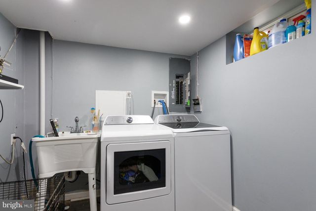 3301 GLENROSE AVE, Bristol, PA 19007