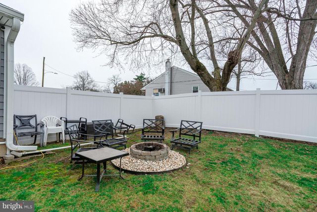 3301 GLENROSE AVE, Bristol, PA 19007