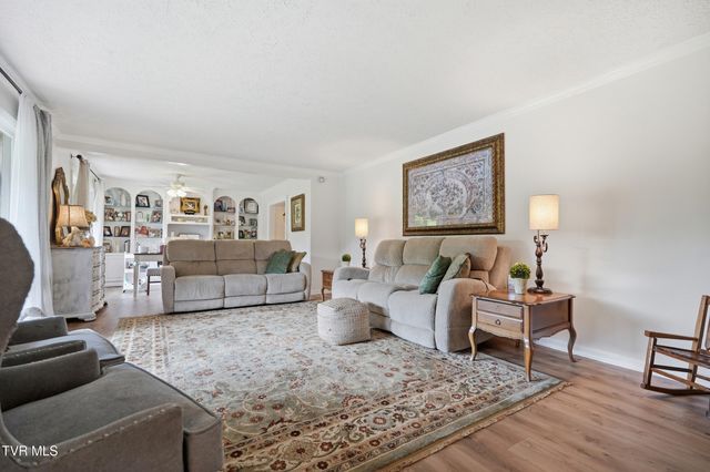 5461 Thackers Branch Road, Norton, VA 24273
