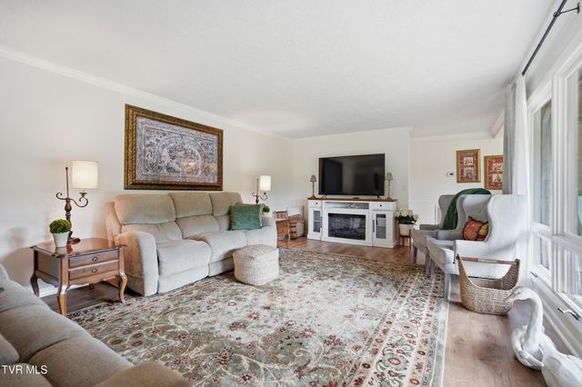 5461 Thackers Branch Road, Norton, VA 24273