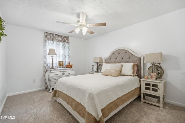 5461 Thackers Branch Road, Norton, VA 24273
