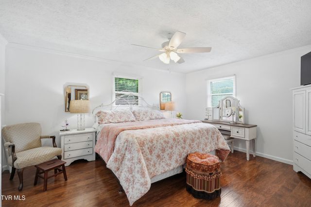 5461 Thackers Branch Road, Norton, VA 24273