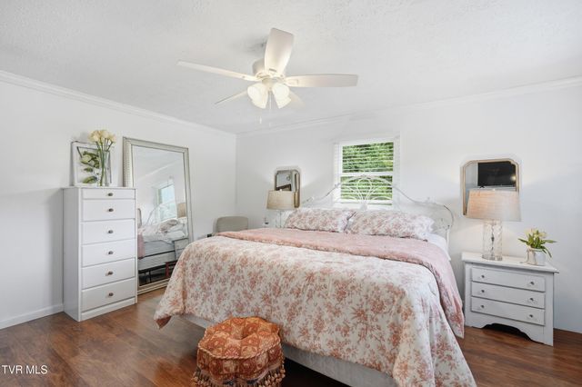 5461 Thackers Branch Road, Norton, VA 24273
