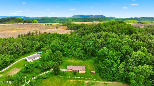 5461 Thackers Branch Road, Norton, VA 24273