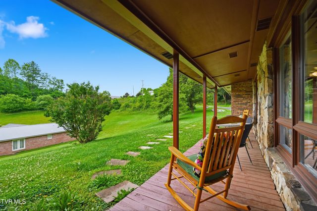 5461 Thackers Branch Road, Norton, VA 24273