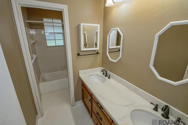 12538 Excalibur Ave, Baton Rouge, LA 70816