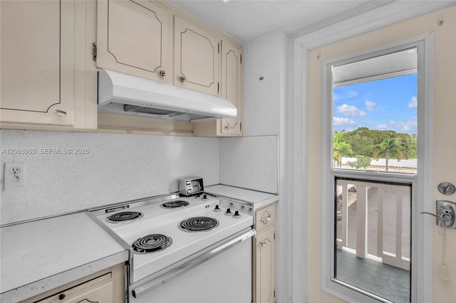 1100 SW 12th Street 309, Fort Lauderdale, FL 33315