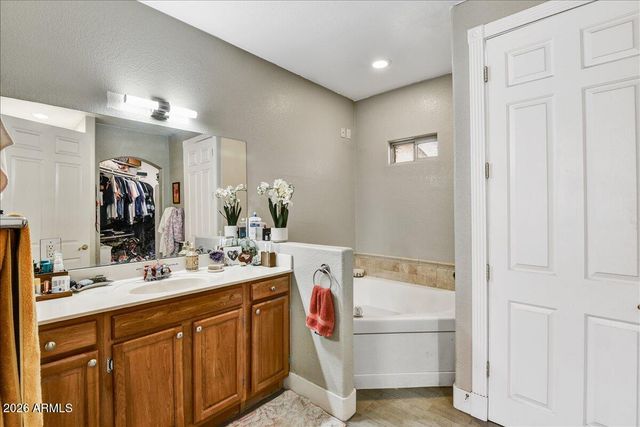 1418 E MALAPAI Drive, Phoenix, AZ 85020