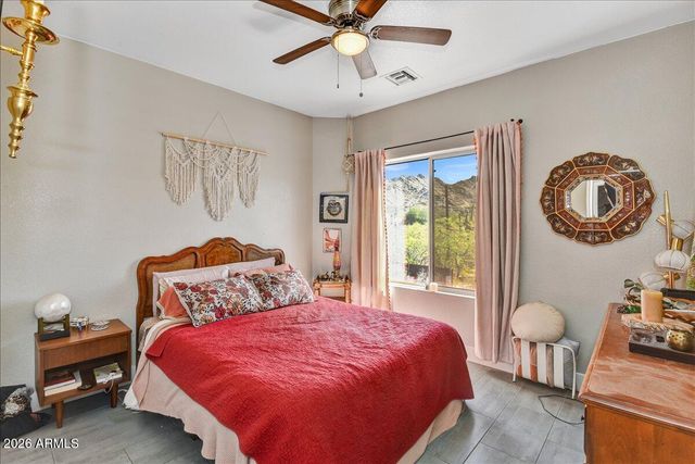 1418 E MALAPAI Drive, Phoenix, AZ 85020