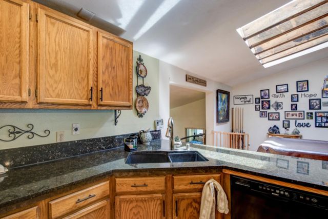 415 Carriage Lantern Ct, Somerset, CA 95684