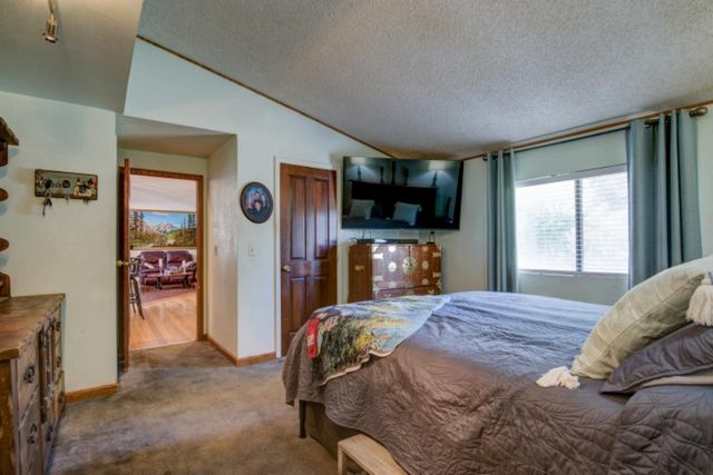 415 Carriage Lantern Ct, Somerset, CA 95684