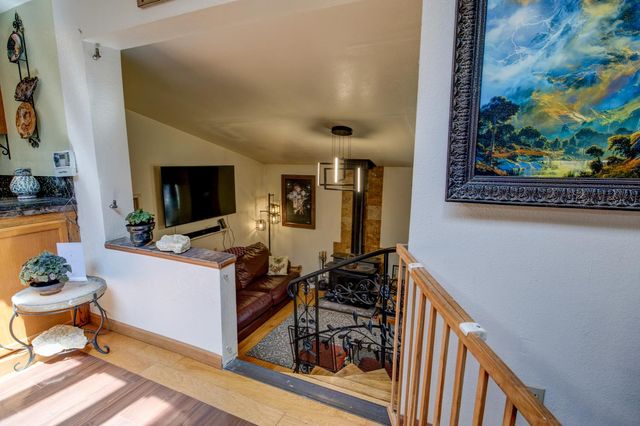 415 Carriage Lantern Ct, Somerset, CA 95684