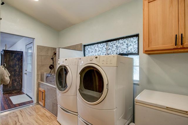 415 Carriage Lantern Ct, Somerset, CA 95684