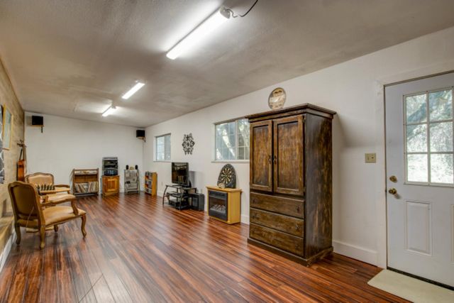 415 Carriage Lantern Ct, Somerset, CA 95684