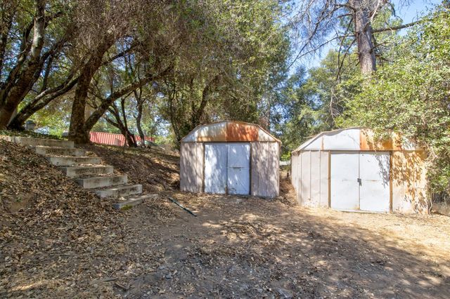 415 Carriage Lantern Ct, Somerset, CA 95684