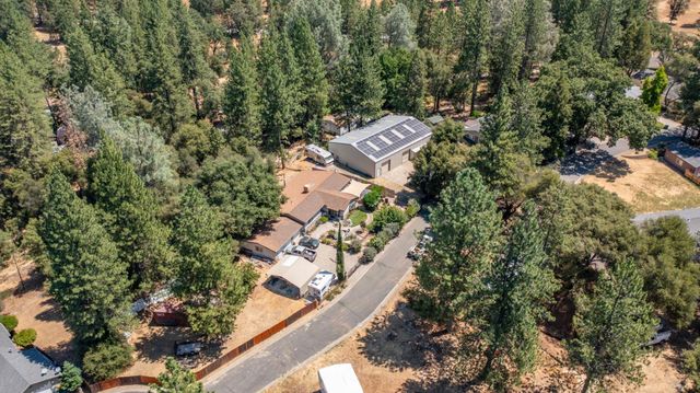 415 Carriage Lantern Ct, Somerset, CA 95684