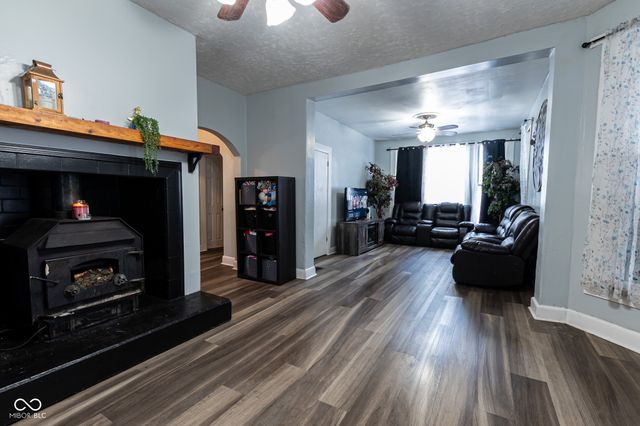 198 W King Street, Franklin, IN 46131