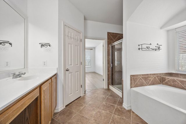 2403 Beeleigh CT, Cedar Park, TX 78613