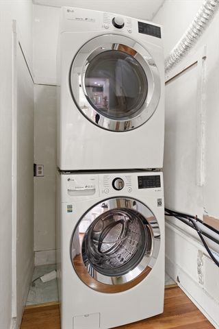 701 Hammond St 2, Brookline, MA 02467