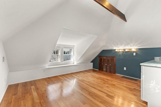701 Hammond St 2, Brookline, MA 02467