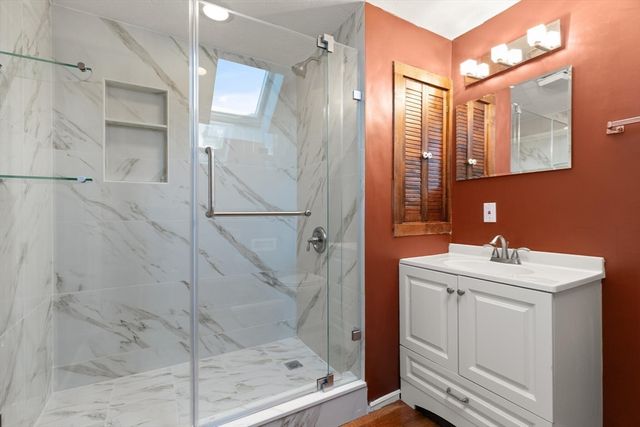 701 Hammond St 2, Brookline, MA 02467