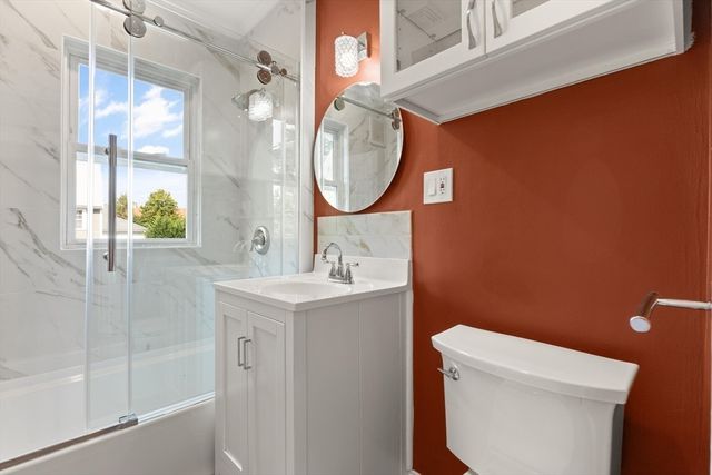 701 Hammond St 2, Brookline, MA 02467