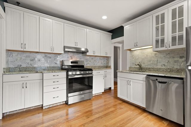 701 Hammond St 2, Brookline, MA 02467