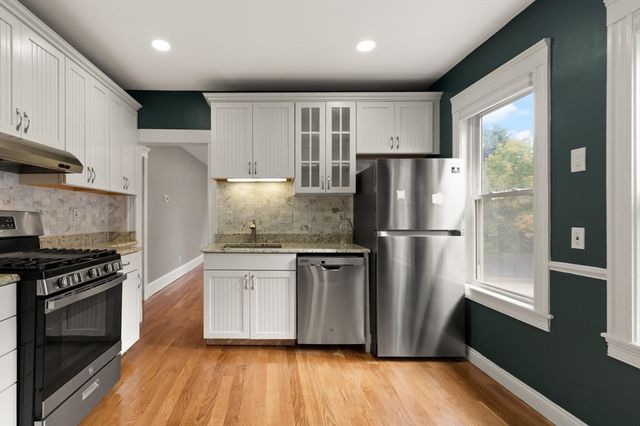 701 Hammond St 2, Brookline, MA 02467