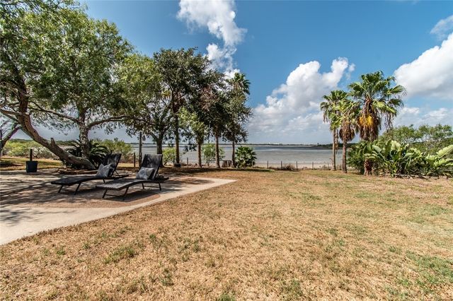 4006 Berlet Lane, Corpus Christi, TX 78418