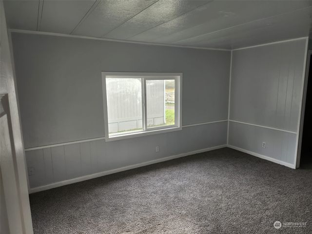 2958 Mountain View Road #F, Silverdale, WA 98383