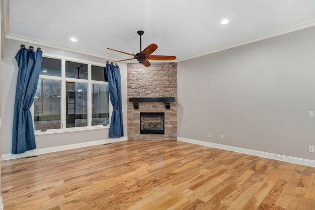 4474 Irish Ivy, Springfield, MO 65804