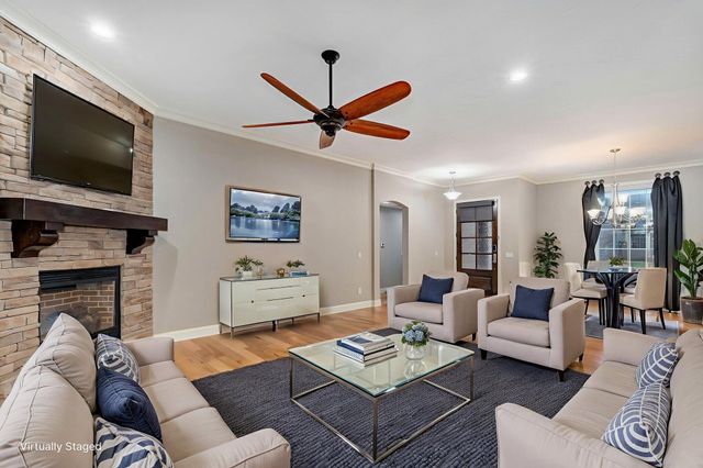 4474 Irish Ivy, Springfield, MO 65804