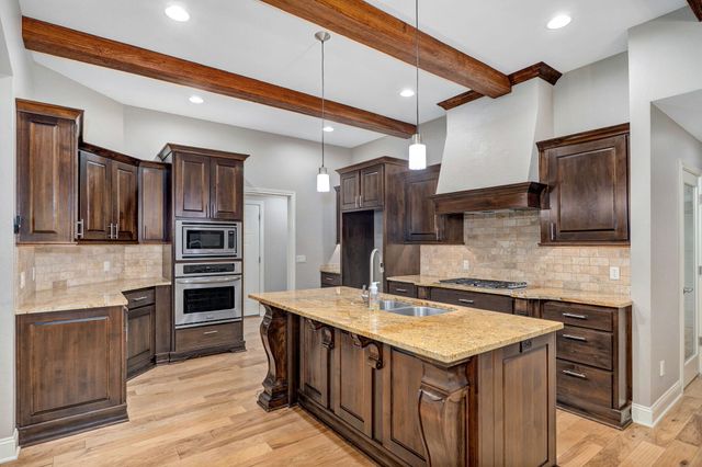 4474 Irish Ivy, Springfield, MO 65804