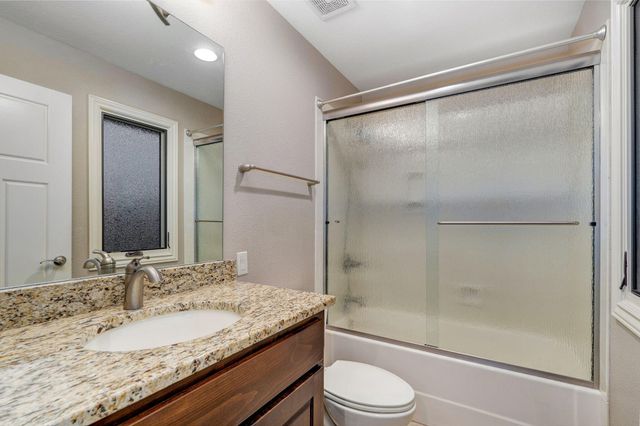 4474 Irish Ivy, Springfield, MO 65804