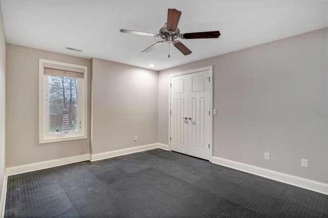 4474 Irish Ivy, Springfield, MO 65804