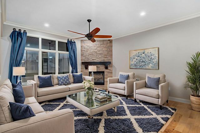 4474 Irish Ivy, Springfield, MO 65804