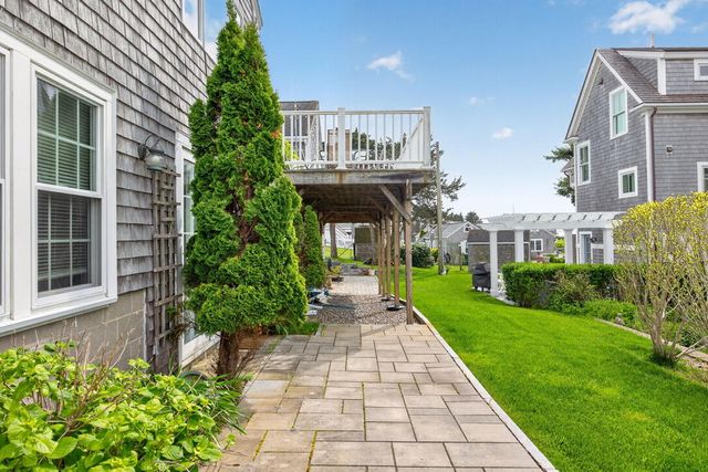426 Grand Avenue, Falmouth, MA 02540