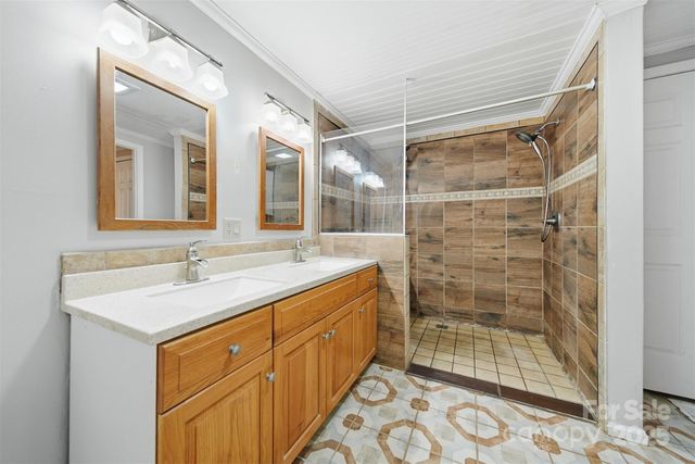 4915 Quartz Ridge Drive, Maiden, NC 28650