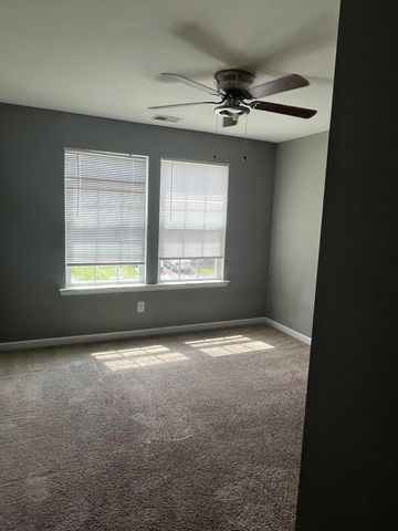 1150 Moss Grove Drive, Moncks Corner, SC 29461