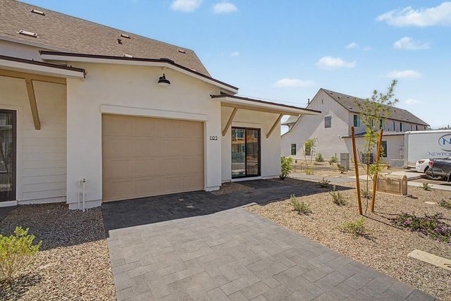 8232 E UNIVERSITY Drive 126, Mesa, AZ 85207