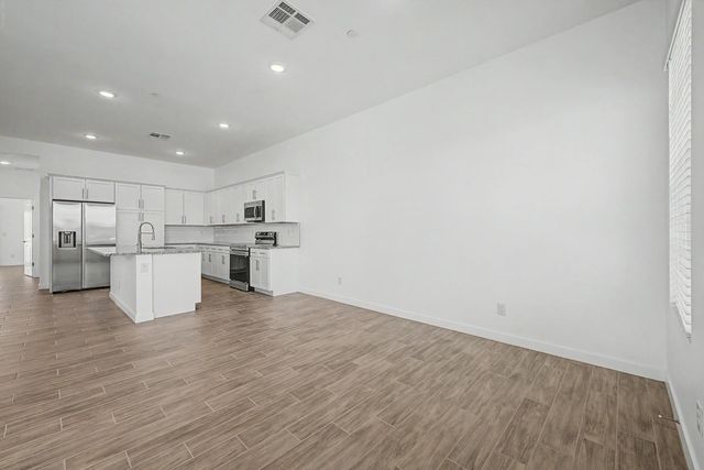 8232 E UNIVERSITY Drive 126, Mesa, AZ 85207