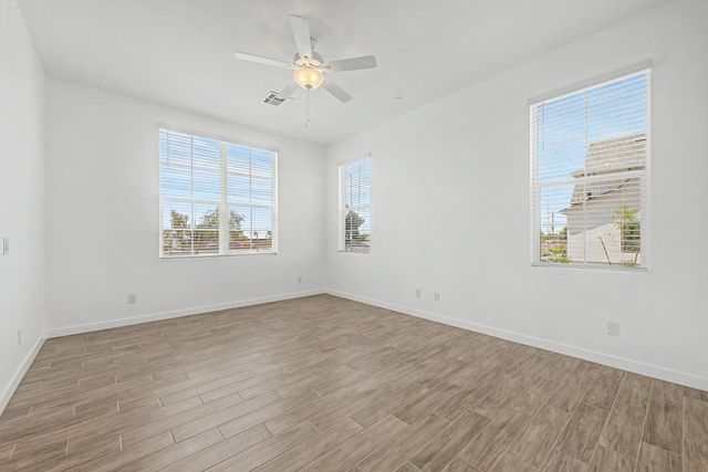 8232 E UNIVERSITY Drive 126, Mesa, AZ 85207