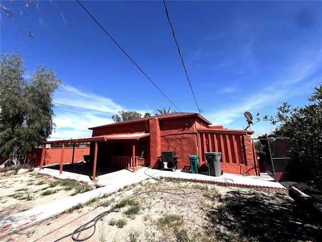 6582 Manzanita Ave, Twentynine Palms, CA 92277