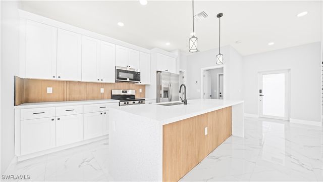 610 Flamingo AVE, Lehigh Acres, FL 33974