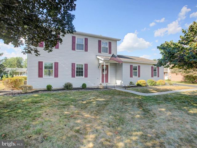 415 GLENN AVENUE, Boiling Springs, PA 17007